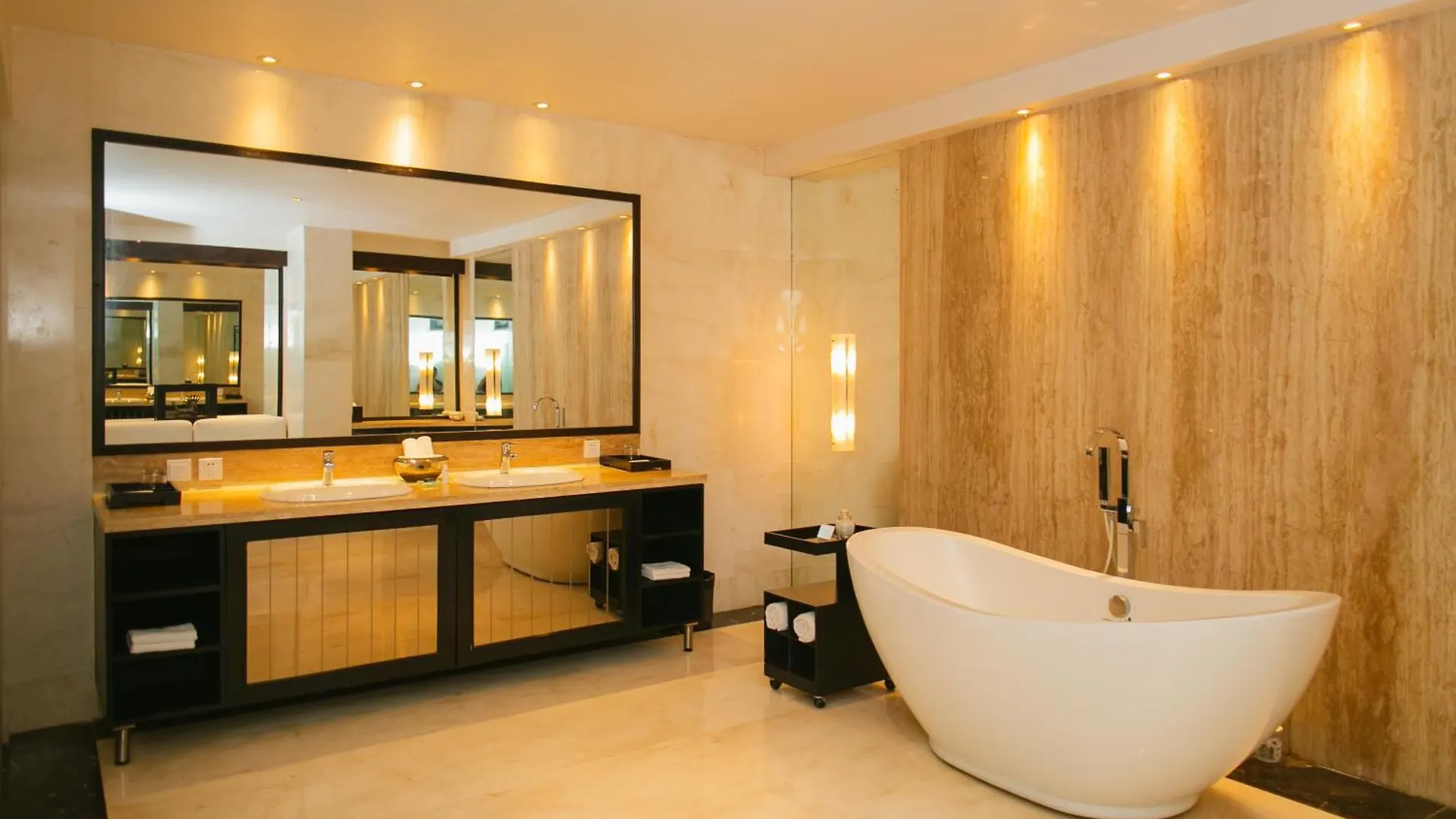 Villa Air Bali Boutique Resort And Spa Seminyak Indonesia